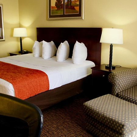 איגן Best Western Plus Dakota Ridge מראה חיצוני תמונה