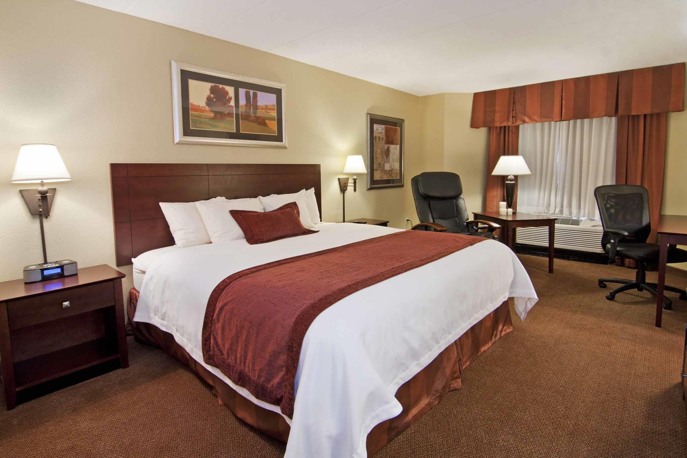 איגן Best Western Plus Dakota Ridge חדר תמונה