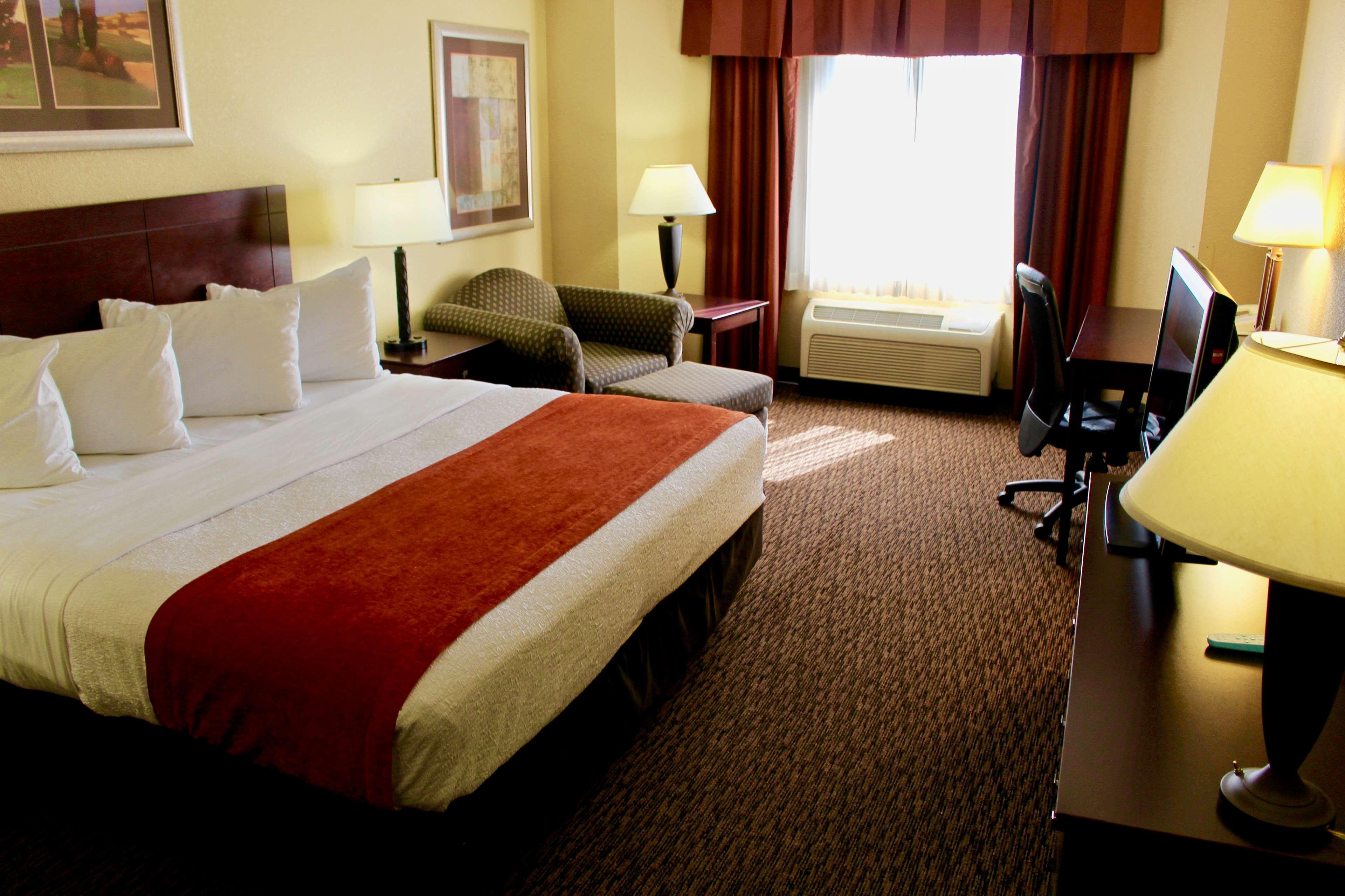 איגן Best Western Plus Dakota Ridge מראה חיצוני תמונה