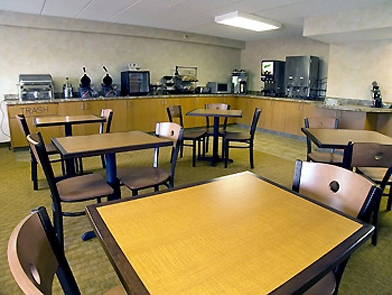 איגן Best Western Plus Dakota Ridge מראה חיצוני תמונה
