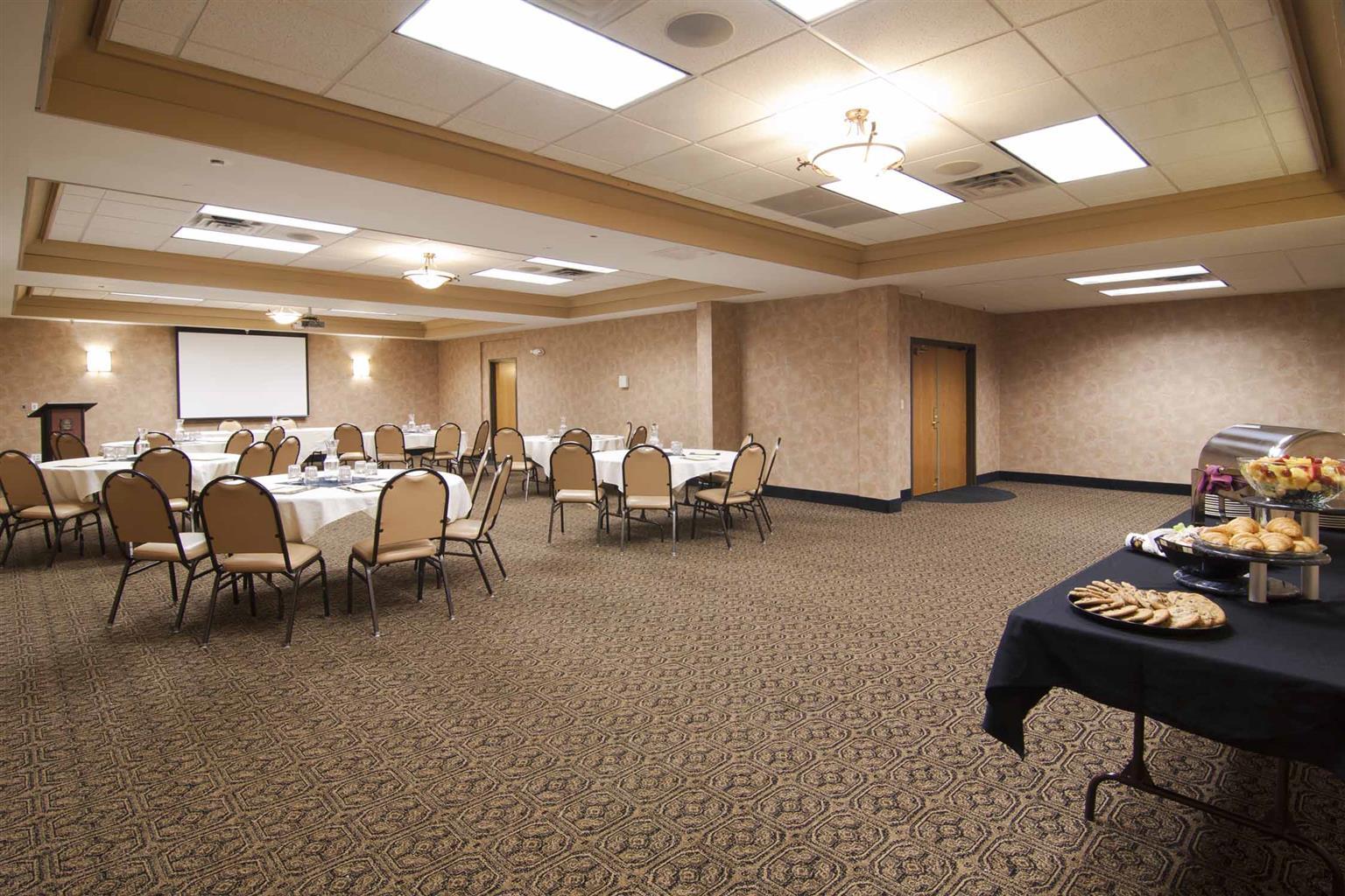 איגן Best Western Plus Dakota Ridge מראה חיצוני תמונה